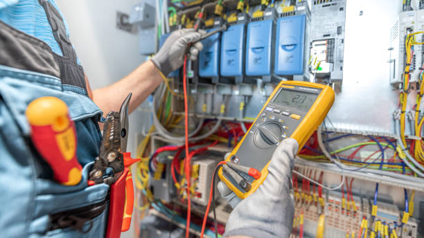 Best 24-Hour Electrician  in East Peoria, IL